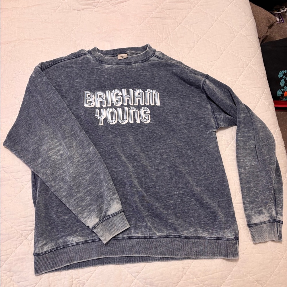 Brigham Uoung University BYU Crew neck